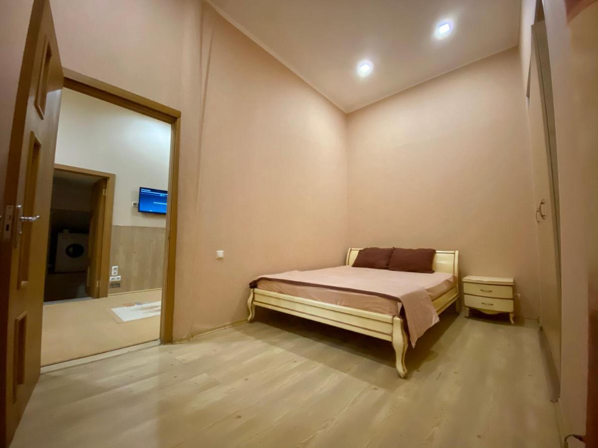 Central Apartments Одеса Екстериор снимка