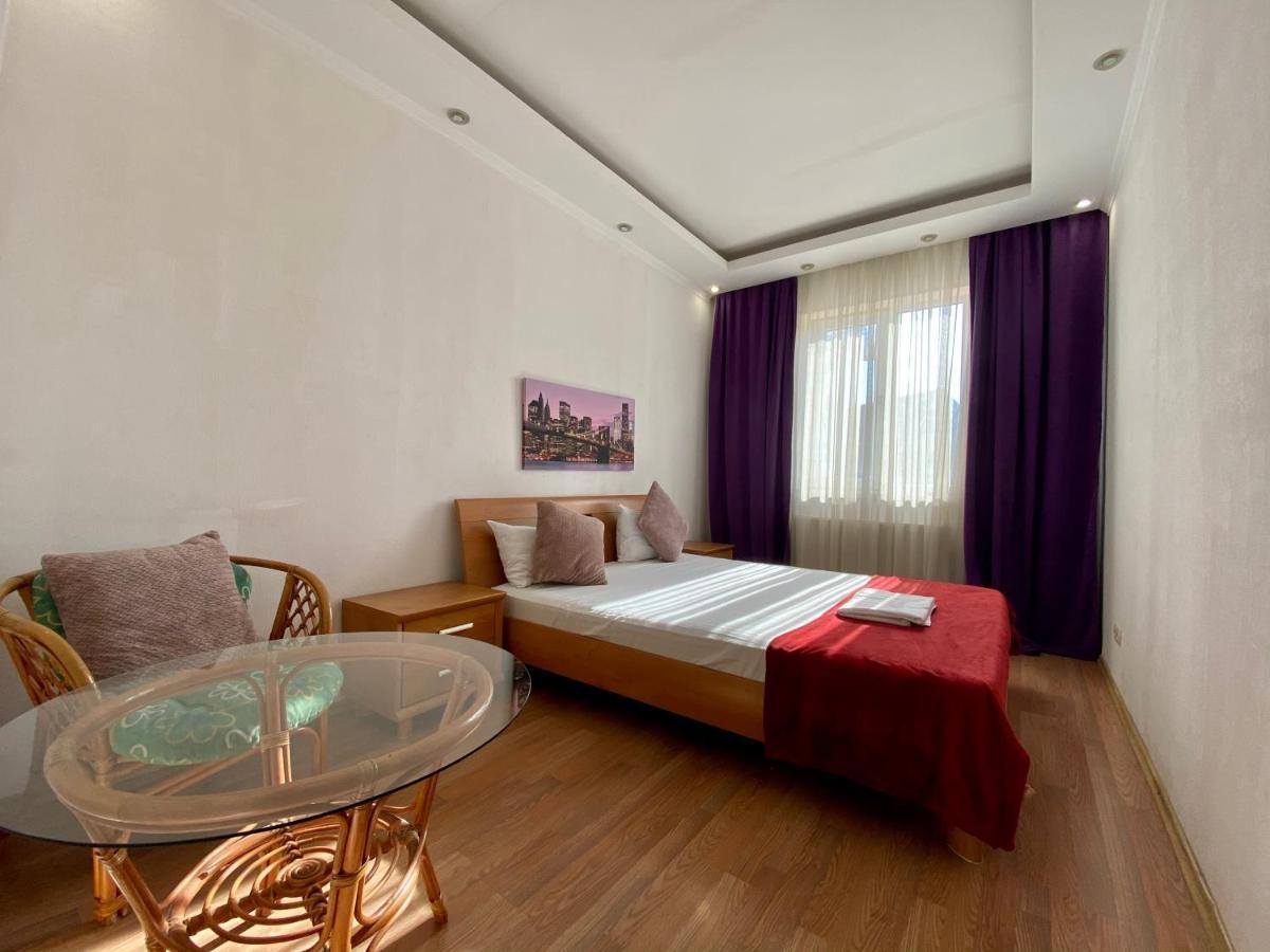 Central Apartments Одеса Екстериор снимка
