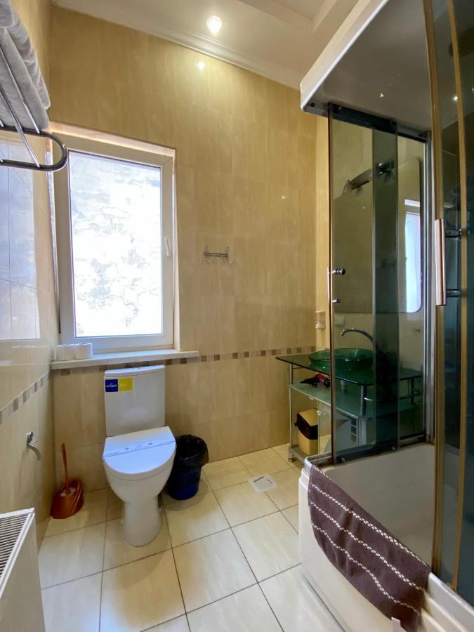 Central Apartments Одеса Екстериор снимка