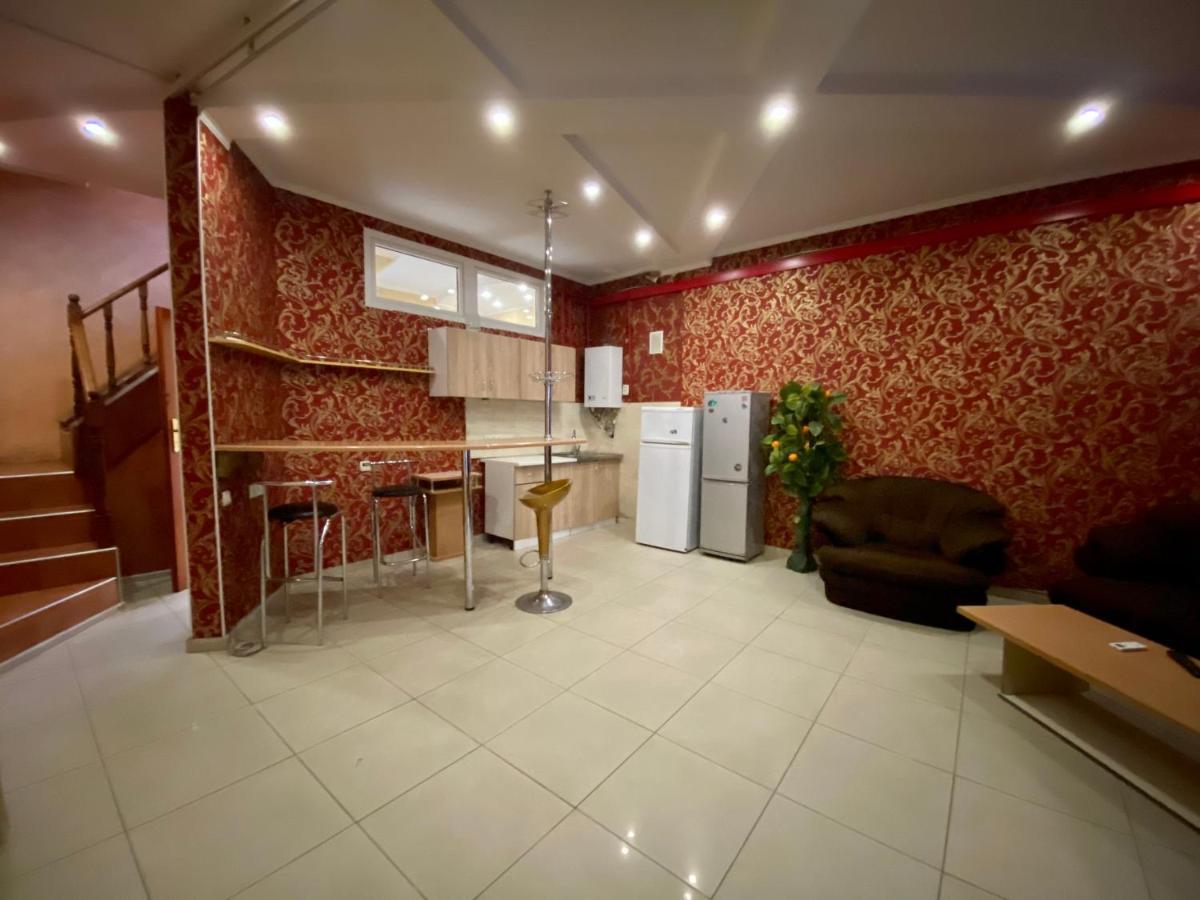 Central Apartments Одеса Екстериор снимка