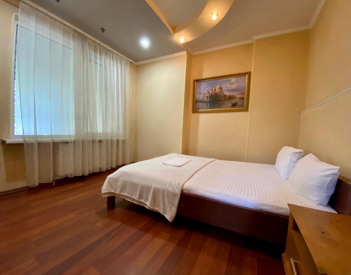 Central Apartments Одеса Екстериор снимка