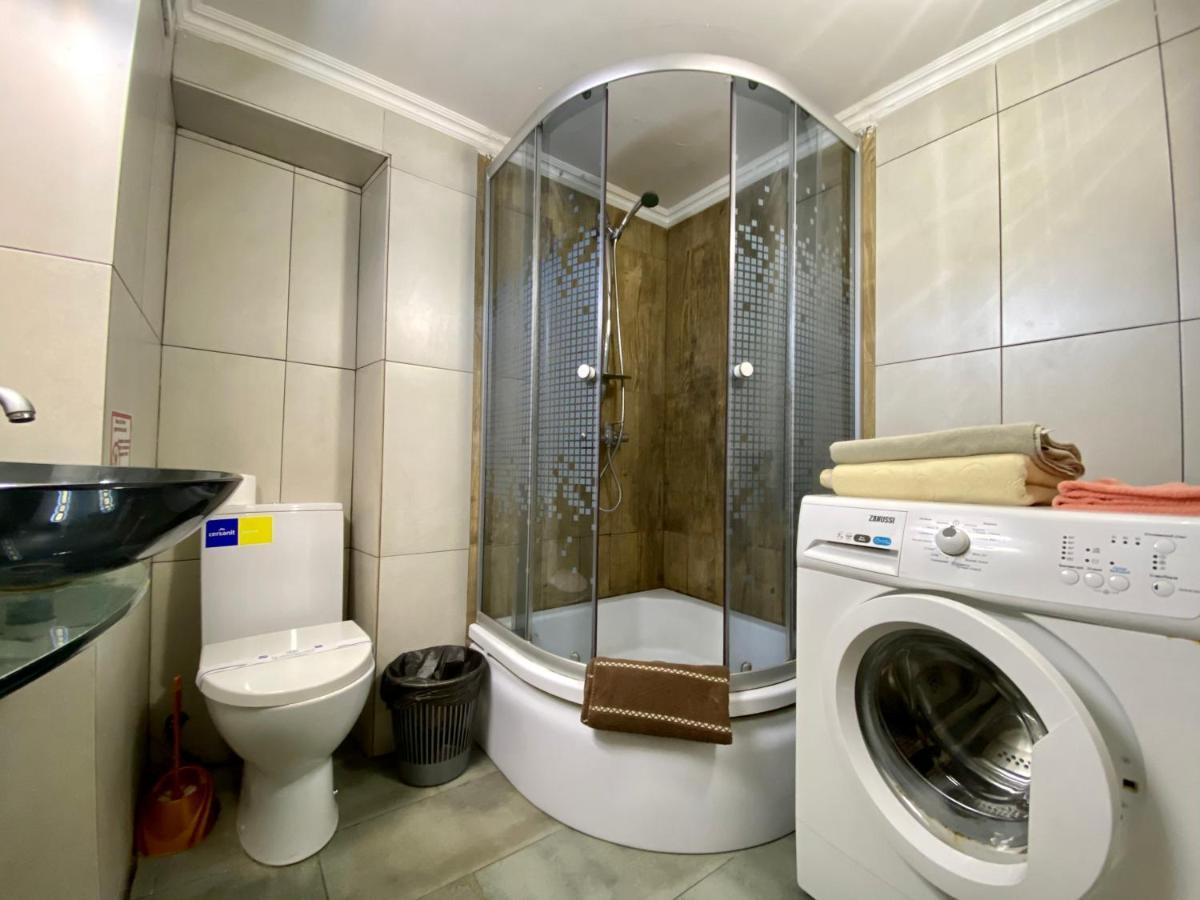 Central Apartments Одеса Екстериор снимка