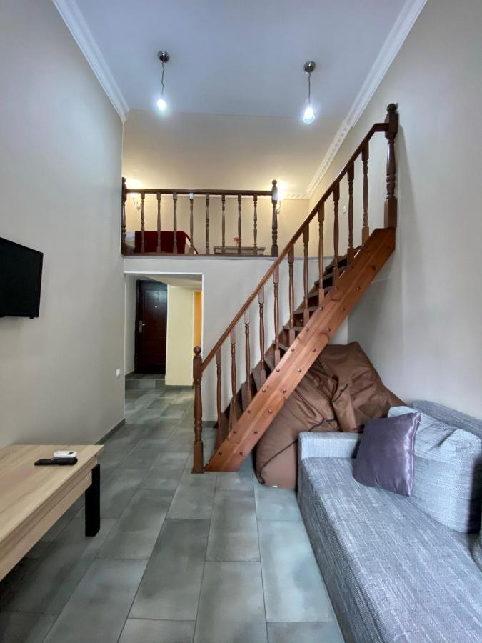 Central Apartments Одеса Екстериор снимка