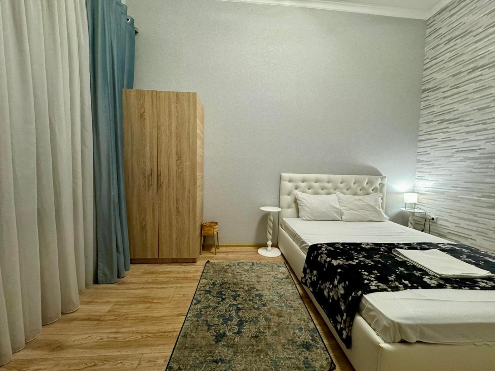 Central Apartments Одеса Екстериор снимка