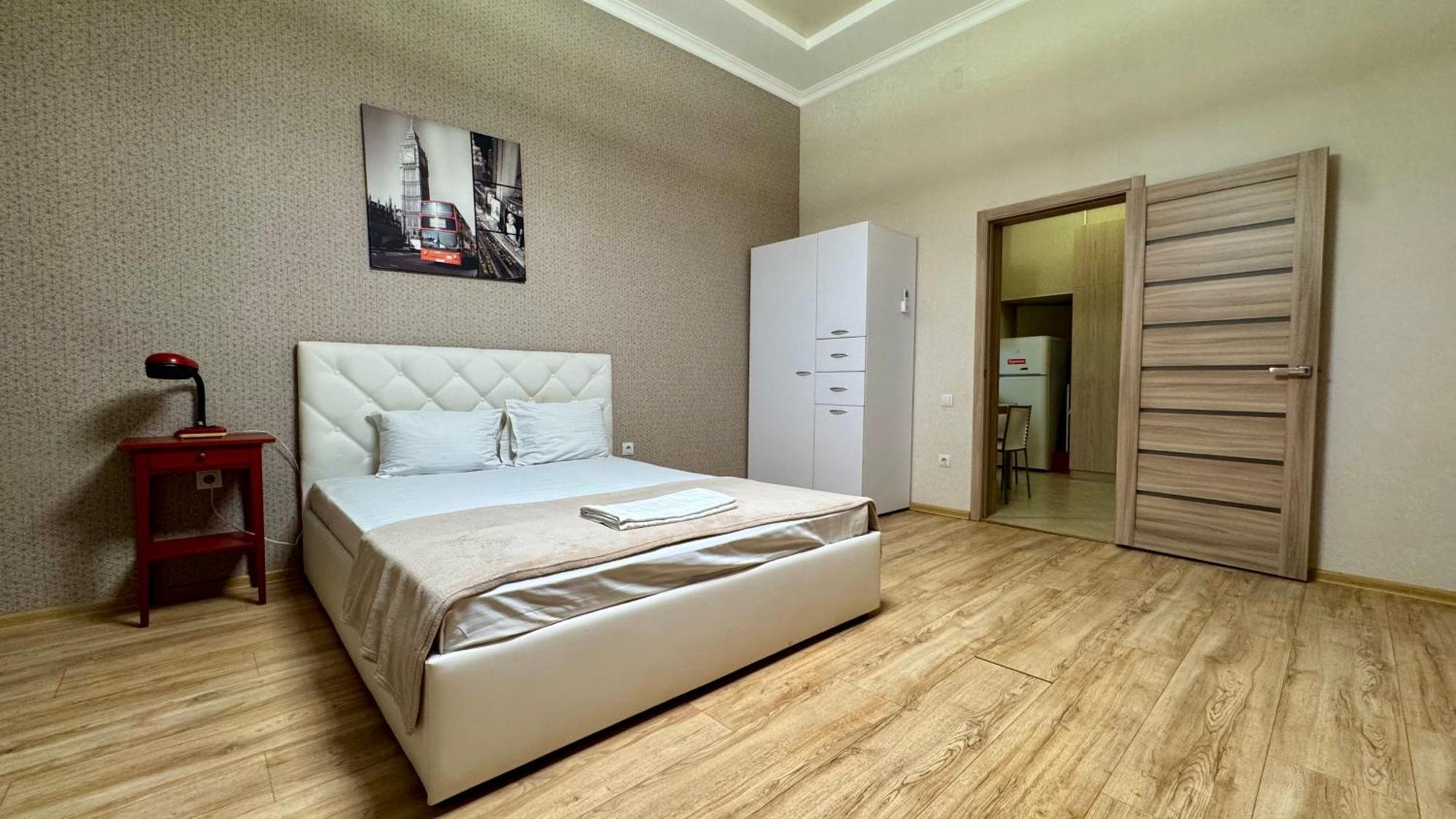 Central Apartments Одеса Екстериор снимка